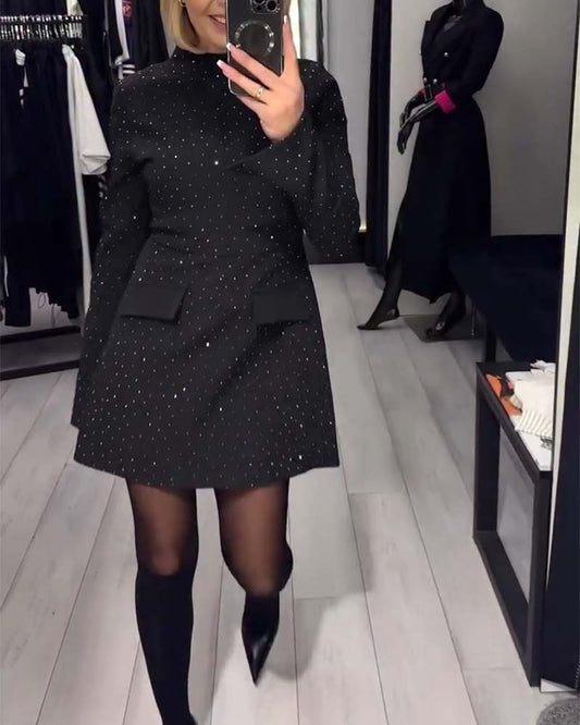 Elegáns, csillogó női ruha